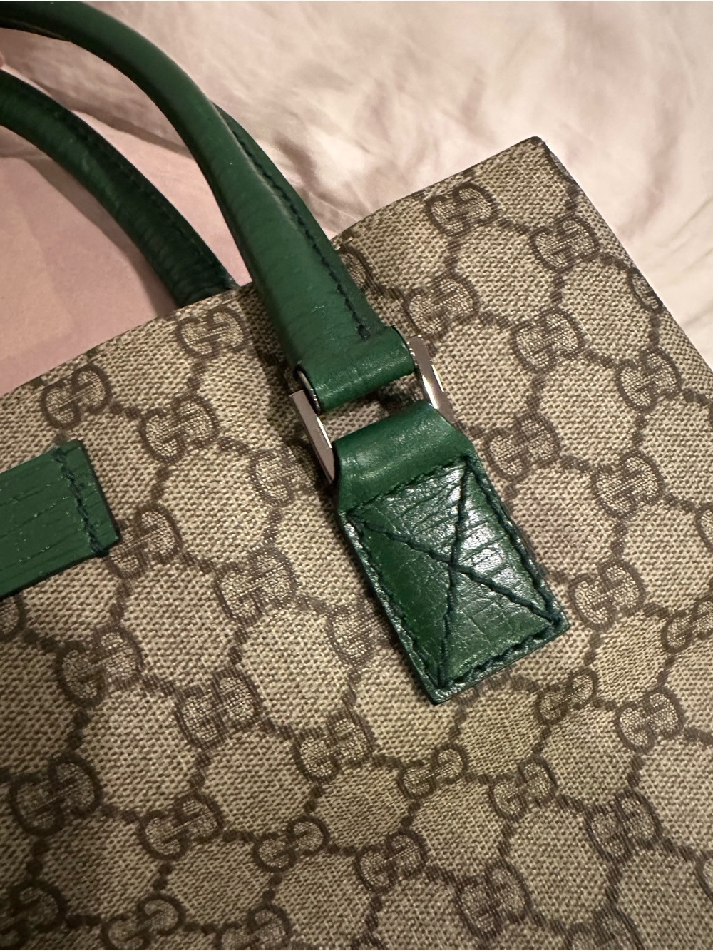 Gucci GG Supreme Tote Coated Canvas Handbag - Picture 10 of 16